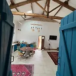 Virolet Barn Queaux