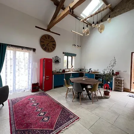 Virolet Barn Holiday home *