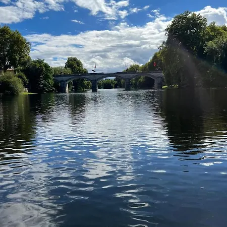 Virolet Barn * Queaux