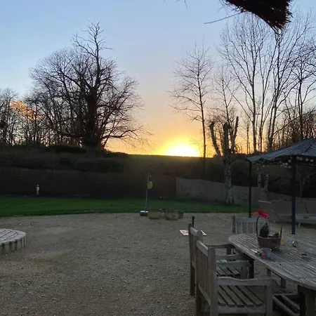 Dom wakacyjny Virolet Barn Queaux