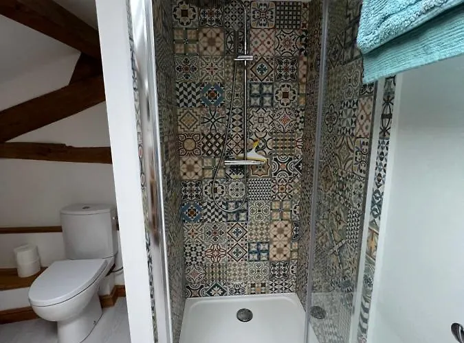 Virolet Barn * Queaux