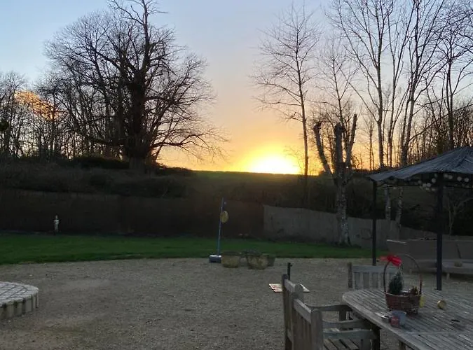 Дом отдыха Virolet Barn Queaux