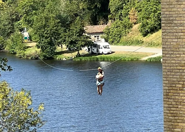 Virolet Barn Дом отдыха Queaux